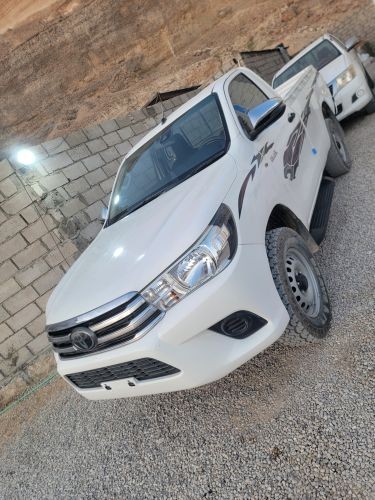 هايلكس غماره دبل ٢٠٢٠ديزل قيرعادي