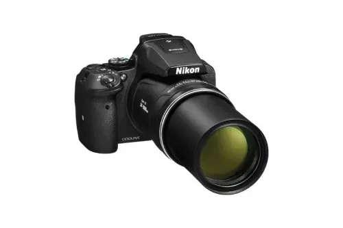 كاميرا نيكون p520