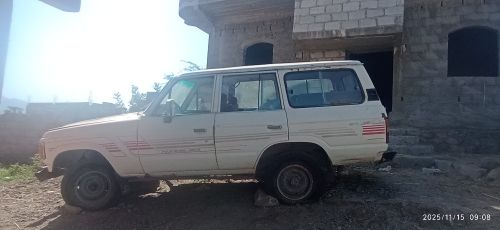صالون مستعمل نضيف