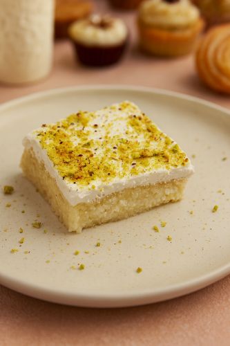 مطلوب معلم اومعلمه حلويات ومعجنات