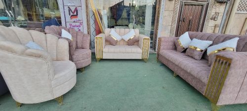 طقم كنب على شكل وردهالطقم يتكون