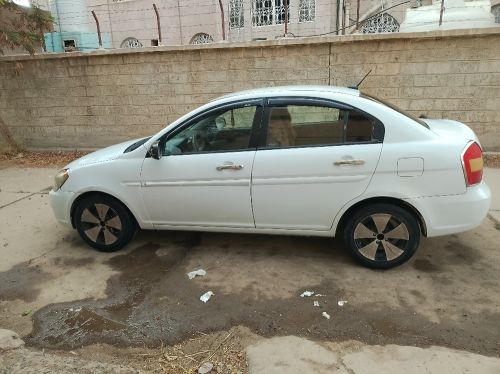 سياره اكسنت امريكي  موديل 2010
