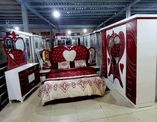 بيع غرف نوم ملكية فخمة تخفيضات