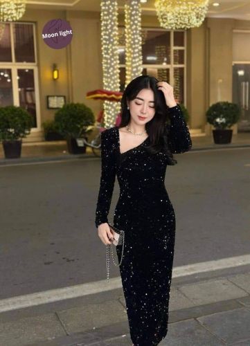فساتين نسائية. فستان سهرة نسائي