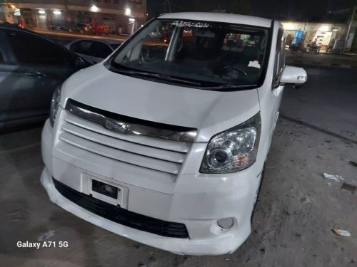 مطلوب باص فوكسي أو نهئ أبيض مجمرك
