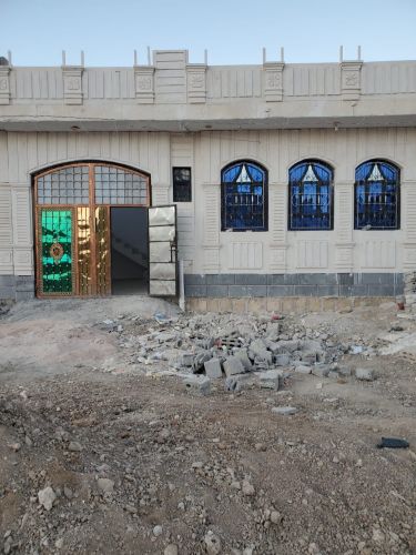 بيت واسع جدا وقريب بسعر مغري