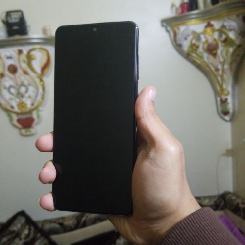 جوال S20+ مستخدم نضيف جدا بسعر 80