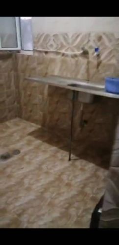 للايجار شقه سرميك نظيف جدا