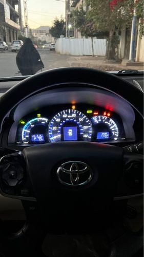 كامري ممشى90الف وكاله