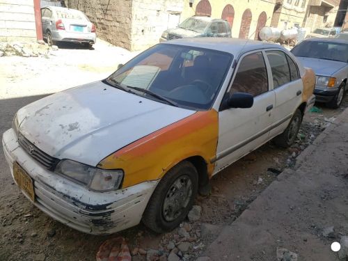 كورولا تيرسل نظيف جدا موديل ٩٨