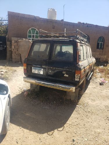 سيارة صالون مستعمله نظيف