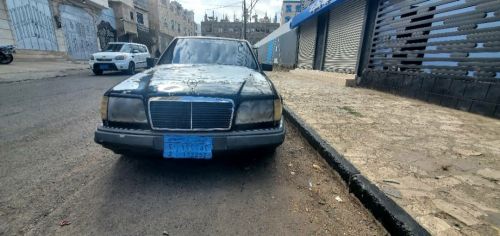 مرسيدس E320