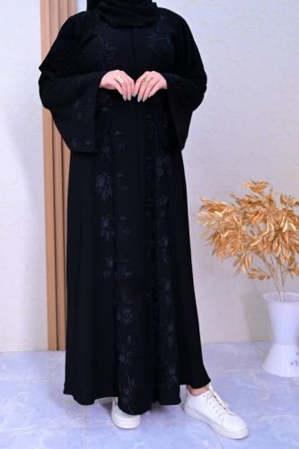 عبايه مع الطرحه