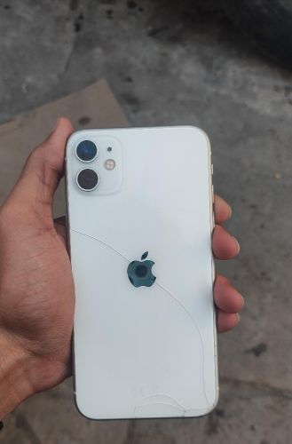 ايفون 11العادي ذاكره 128