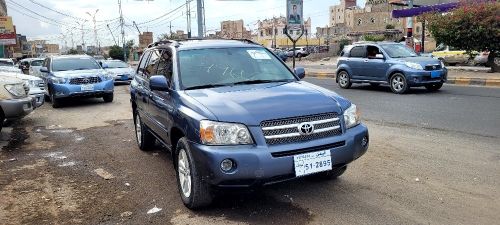 هايلاندر 2007 لون بحري بضاعه