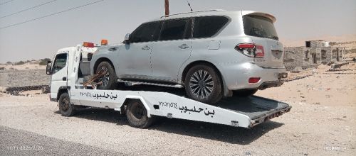 سطحه بن حلبوب لنقل السيارات