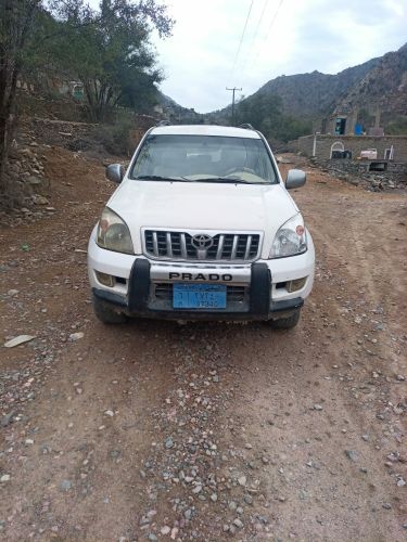 بيع سيارة برادو٢٠٠٤ اربعة بسطون