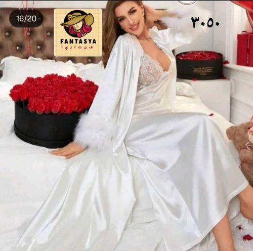 طقم اللانجري الفاخر المكون من 4 ق