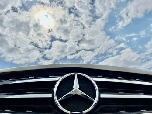 Mercedes-Benz ( ML350 )