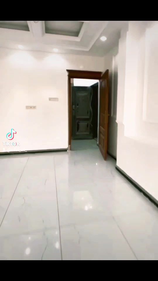 شقه للبيع بسعر مغري