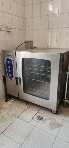 أدوات مطعم شبه جدبدة