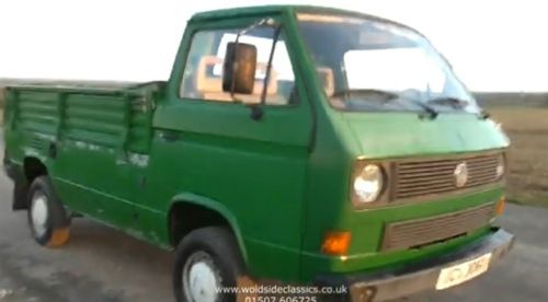 مطلوب من يوجد لديه يتواصل وتساب