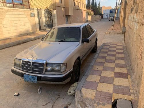 مرسديس ارنب موديل e230 عرطه