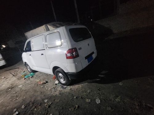 باص عفريت  قفص