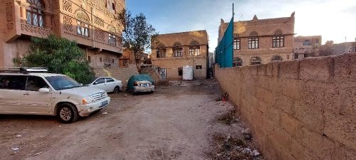 ارض تجاريه لصحاب العقار