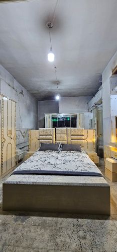 غرفة نوم ملكي ملكي الحجز واتساب