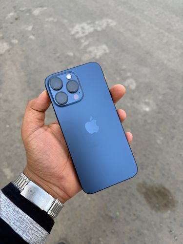 ايفون 15 بروماكس ذاكره 256 جيجا 