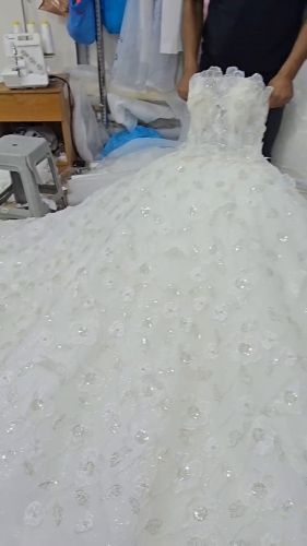 فستان زفاف