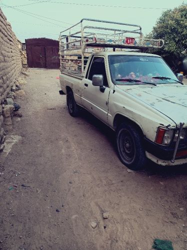 فاخر من الاخر