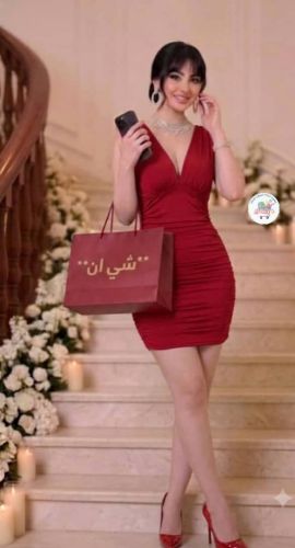 فستان نسائي
