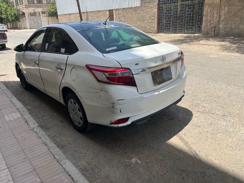 سياره يارس موديل 2014