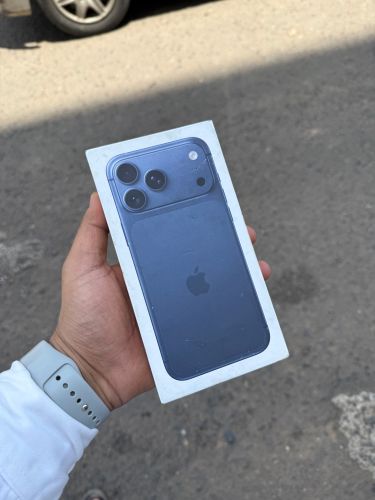 ايفون 17 بروماكس ذاكره 256 جيجا e