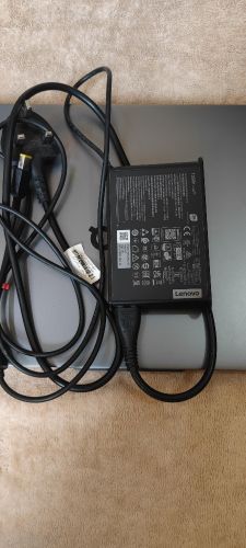 للبيع وحش الجيمنجLenovo LOQ 15