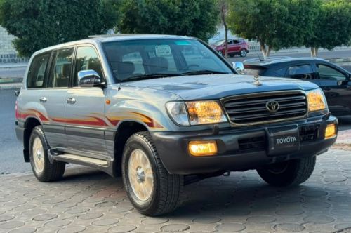 صالون لاندكروزر 2005 GXR بازرعه