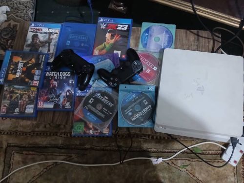بلايستيشن  PS4 غير مهكر