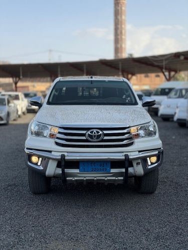 هيلوكس عماني