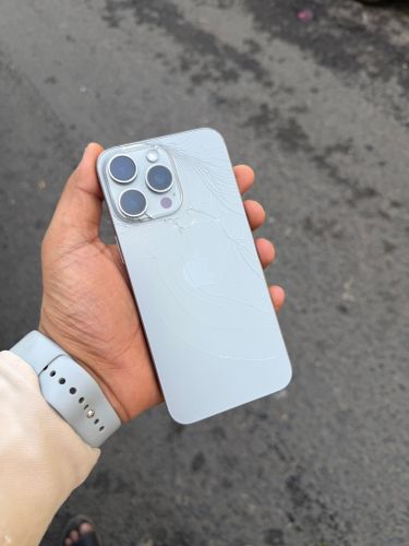 ايفون 15 بروماكس ذاكره 256 جيجا 