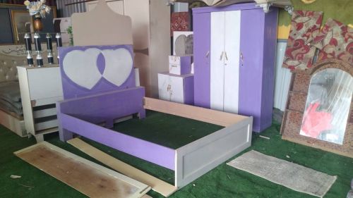مطلوب غرفة نوم او سرير نفرين