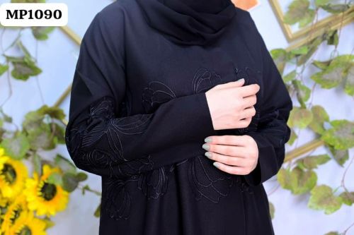 تاج الاناقه نسائي الجاهزه والعباي