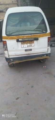 للبيع باص قصه موديل 2003 نضيف