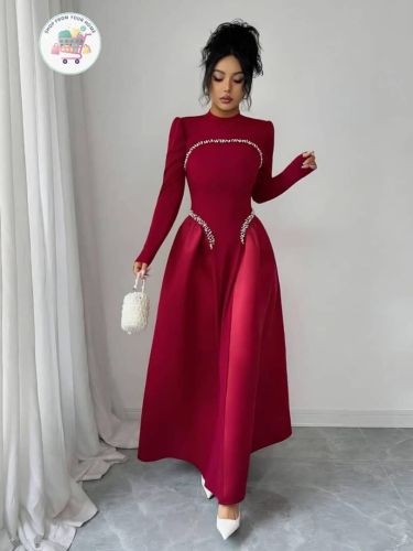 فستان نسائي