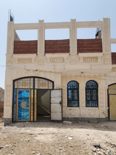 للبيع بيت مسلح دورين عرطه جدا
