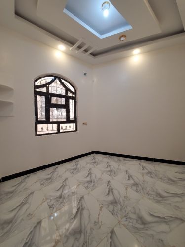 للبيع عرطه محترمه بيت مسلح هردي