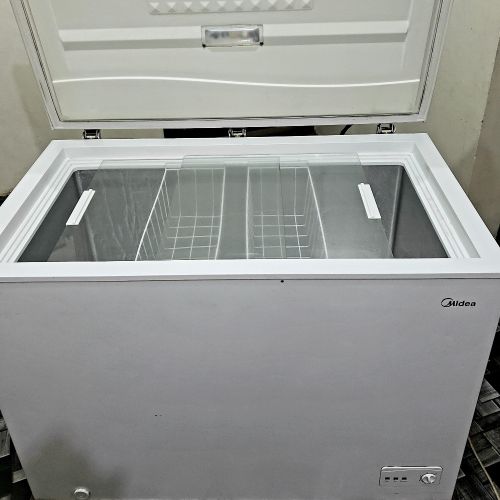 فريزر أرضي ميديا Midea بحجم 290L