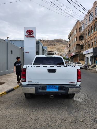 للبيع