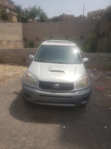 سيارة رافور موديل 2006 للبيع